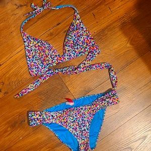 FUN AND BRIGHT FOR SUMMER!